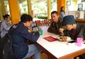 Kisah Perjuangan Mahasiswa Peraih Beasiswa Bidikmisi, Terbiasa Makan Nasi Garam Demi Menyambung Hidup