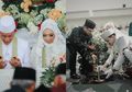 Unik, Putri Walikota Balikpapan Menikah dengan Mas Kawin 2 Pohon Mangga, Usai Akad Langsung Tanam Pohon