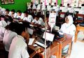 Salut! Meski Diinfus dan Pakai Kursi Roda, 2 Pelajar di Sumsel Tetap Gigih Ikuti UNBK