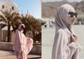 Inspirasi Hijab Syar’i Bordir ala Ayu Ting Ting yang Tengah Jalani Ibadah Umrah di Tanah Suci