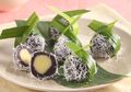 Menu Takjil Buka Puasa Sederhana, Klepon Taiwan Ketan Hitam Ini Juaranya!