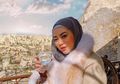 Selalu Tampil Modern, Ini 5 Inspirasi Gaya Hijab Rachel Vennya
