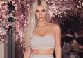 Demi 4 Anaknya, Kim Kardashian Rela Habiskan Rp 18 Triliun per Tahun untuk Gaji Baby Sitter!
