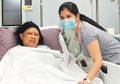 Bagikan Potret Berdoa di Samping Ranjang Ani Yudhoyono, Annisa Pohan Ungkap Kondisi Terbaru Sang Ibu Mertua