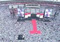 GBK Hari Ini: Foto-foto Lautan Manusia Putihkan GBK dalam Konser Putih Bersatu