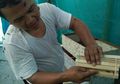 Hanya Dengan Budidaya Lalat, Warga di Kampung Ini Bisa Beri Beasiswa dan Bayar BPJS