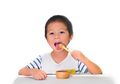 Jangan Paksa Anak Habiskan Makanan, Anak Punya Indra Bawaan Soal Besarnya Porsi Makan Agar Ia Tumbuh Sehat