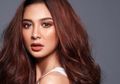 Lihat Gaya Seksi Mikha Tambayong Kenakan Body Fit Sequin Dress Saat Pemotretan