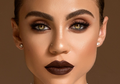 Jangan Pakai 5 Warna Lipstik Ini Kalau Enggak Mau Kelihatan Tua!