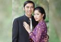 Batik Couple Pasangan Edhie Baskoro dan Aliya Rajasa Menantu SBY saat Nyoblos di TPS Pemilu 2019 Curi Perhatian