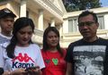 Kompak Datangi TPS untuk Laksanakan Pemilu 2019, Keluarga Anang Hermansyah Miliki Pilihan yang Berbeda-beda
