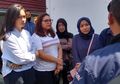 Janggal, Ratusan Mahasiswa Menangis Tak Bisa Nyoblos Gegara Cuma Bawa E-KTP