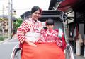 Buatkan Lagu untuk Sang Putri yang Berjuang Lawan Kanker, Denada Menahan Tangis Saat Menyanyikannya