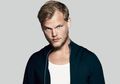 Setahun Meninggalnya Avicii, Para Penggemar Sumbang Tim Bergling Foundation!