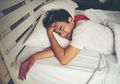 Seorang Pria Bangun Tidur Sesak Napas dan Baju Compang-Camping, Penyebabnya Bikin Geleng-geleng Kepala!