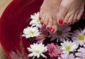 Cuma Punya Waktu #5MenitAja Untuk Santai? Segera Rendam Kaki dengan Garam dan Rasakan Khasiat Luar Biasanya!