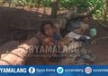 Orang Tua di Kediri Tega Kerangkeng Anaknya Sendiri di Kandang Sapi Lantaran Sering Ngamuk