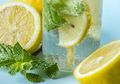 Rutin Minum Air Lemon Bisa Cegah Batu Ginjal dan Bantu Wajah Awet Muda
