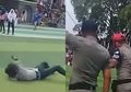 Keciduk Mesum di Siang Bolong, Dua Pelajar SMP Dihukum Satpol PP Guling-guling di Alun-alun