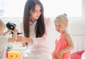 Moms Akan Menyewa Jasa Baby Sitter? Ini Daftar Baby Sitter Bermasalah