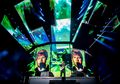 Foto-foto: Konser Ed Sheeran di Jakarta, Megah tapi Terasa Intim