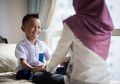 Yuk Pelajari, Ada Cara Cerdik untuk Ajarkan Anak Mulai Berpuasa