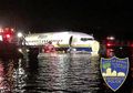 Pesawat Boeing 737 yang Membawa 143 Orang Tergelincir di Landasan Pacu dan Jatuh ke Sungai