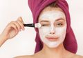 Pori-Pori Besar di Wajah Mengecil, Rutin Pakai Masker Yoghurt, Yuk!