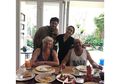 Buka Puasa Bersama, Ayah Ibel Manjakan Menantu dengan Buatkan Masakan untuk Ammar Zoni dan Irish Bella