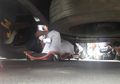 Badannya Nyangkut di Kolong Bus Saat Pemeriksaan Kelayakan Mesin, Menteri Perhubungan Diminta Kempiskan Perut