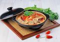 Buka Puasa Tambah Nikmat dengan Semangkuk Tom Yum Goong Hangat Ini