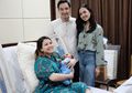 Tya Ariestya Tetap Pakai Bra Saat Menyusui, Ini Tips Memilih Bra Bagi Moms yang Menyusui