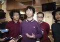 Fans Takut D'Masiv Bubar Usai Bertikai di Panggung, Rian Unggah Kalimat Ini, Cuek dengan Sindiran Rayyi?