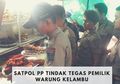 Satpol PP Merazia 'Warung Kelambu', Kompor dan Tabung Gas Disita!