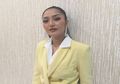 Ladenin Bapak-bapak Minta Foto Tiba-tiba Disosor, Siti Badriah Sampai Ternganga!