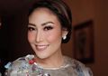 Sebut Proses Persalinannya 'Berbeda', Anak Ketiga Ayu Dewi Tak Sengaja Identik dengan Angka Sembilan