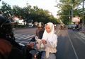 Rayain Kelulusan, Siswa SMK Sahid Solo Bagikan Takjil Buat Pengguna Jalan