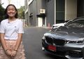 Masih 12 Tahun, Cewek Ini Beli Mobil BMW Seharga Rp 2,7 Miliar Pakai Duit Sendiri