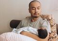 Wajah Bayinya Masih Disembunyikan, Raditya Dika Tuai Penghasilan Luar Biasa Dari Konten YouTubenya Soal Anak
