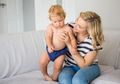 Selain Lebih Hemat, Keuntungan Ini Bisa Moms Dapatkan Jika Gunakan Popok Kain Bayi