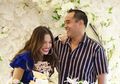 Kubur Rambut di Pekarangan, Nia Ramadhani dan Ardi Bakrie Ikuti Tradisi Sunda untuk Hilangkan Sial
