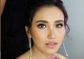 Tak Pusing Toko Kuenya Bangkrut, Ternyata Ini Pabrik Uang Ayu Ting Ting yang Membuatnya Jadi Janda Tajir