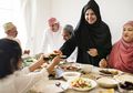 Tetap Sehat saat Hari Raya, Lakukan Ini Agar Berat Badan Tak Kembali Naik Usai Puasa
