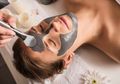 Cara Mudah Membuat Tampilan Wajah Lebih Cerah Saat Musim Panas dengan Masker Rumahan, yuk Coba!