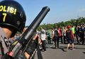 Aksi Massa 22 Mei: Mengenal Verney-Carron, Pelontar Gas Air Mata Andalan Polri