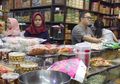 Beli Kue Kering di Jatinegara: Cari Tahu Kue Kering Mana yang Paling Enak di Pasar Jatinegara!