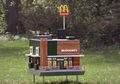 Ini Dia Gerai McD Terkecil di Dunia. Pengunjungnya Bukan Manusia Tapi Lebah