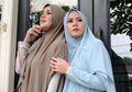 Kompak Berhijab, Tampilan Olla Ramlan dan Cynthia Ramlan Sukses Jadi Sorotan, Mirip Banget!