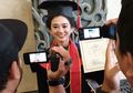 Tak Hanya Jago Beradu Akting, Natasha Ratulangi Buktikan Bisa Lulus dalam Waktu yang Singkat dengan IPK Sempurna