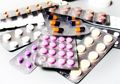 Bukan Soal Tersedak, Ini Bahayanya Menelan Obat Pil Tanpa Air